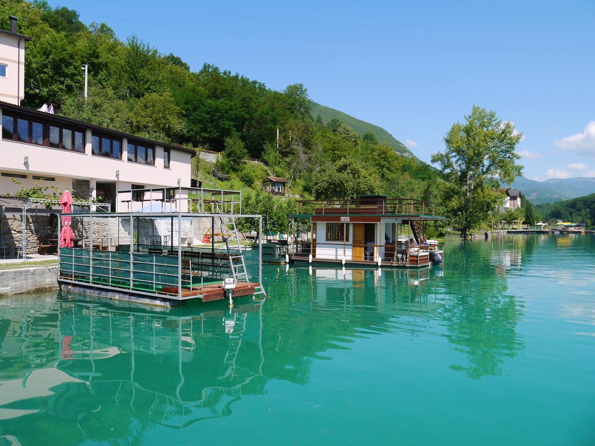 Pansion Asim Bed and Breakfast Jablanica Buitenkant foto