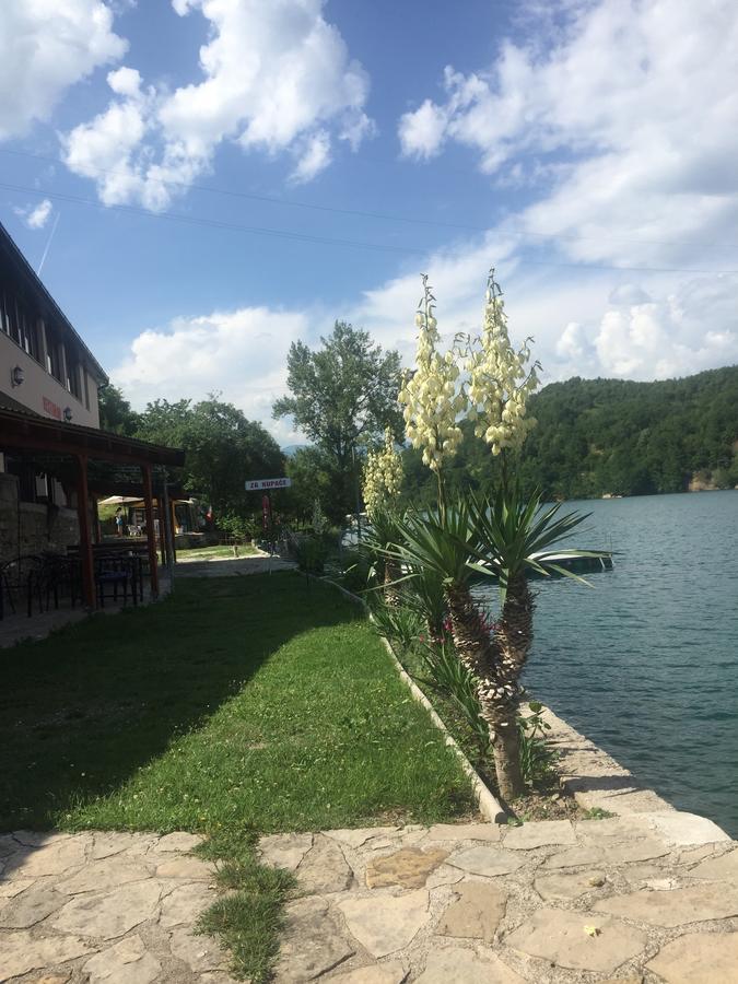 Pansion Asim Bed and Breakfast Jablanica Buitenkant foto